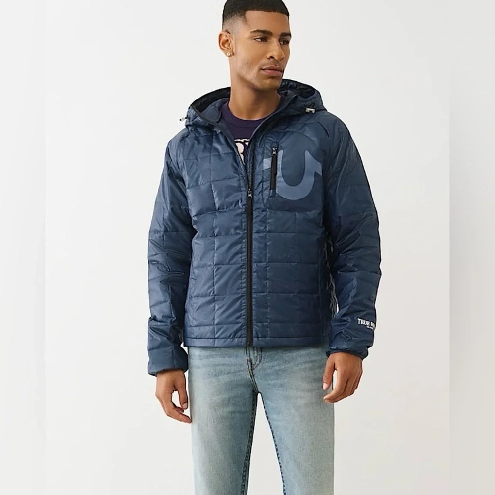 True Religion Men’s Geo Quilted Hooded Puffer Jacket Navy M